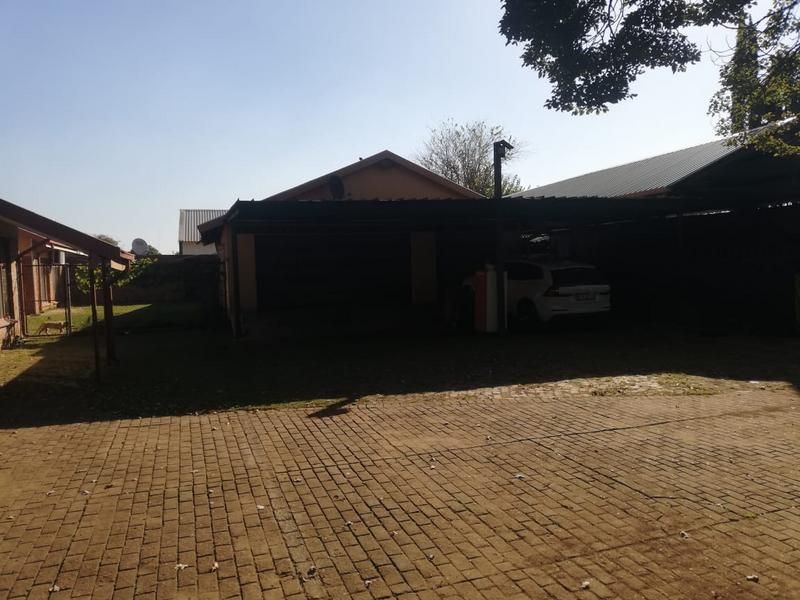 3 Bedroom Property for Sale in Andeon Gauteng