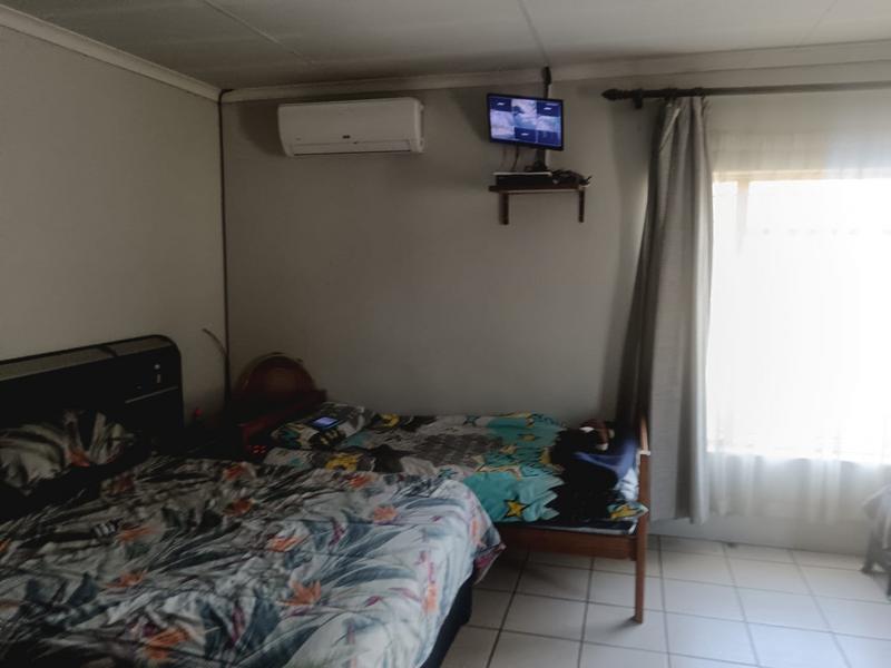 3 Bedroom Property for Sale in Andeon Gauteng