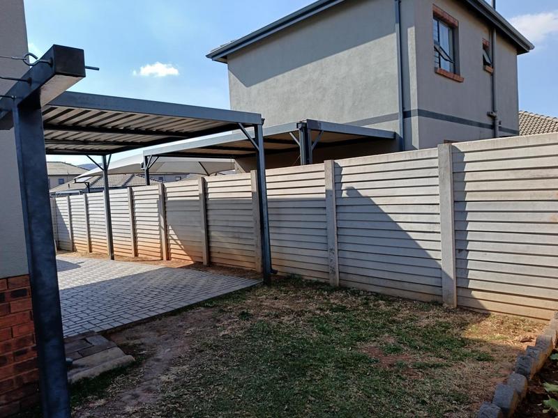 3 Bedroom Property for Sale in Andeon Gauteng