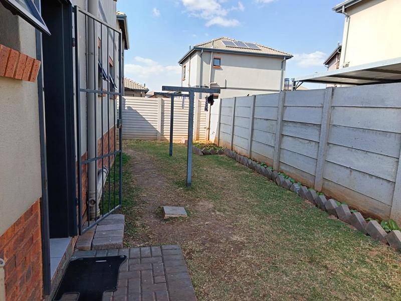 3 Bedroom Property for Sale in Andeon Gauteng