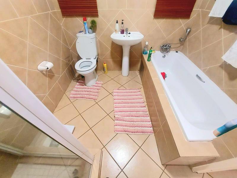 2 Bedroom Property for Sale in Annlin Gauteng