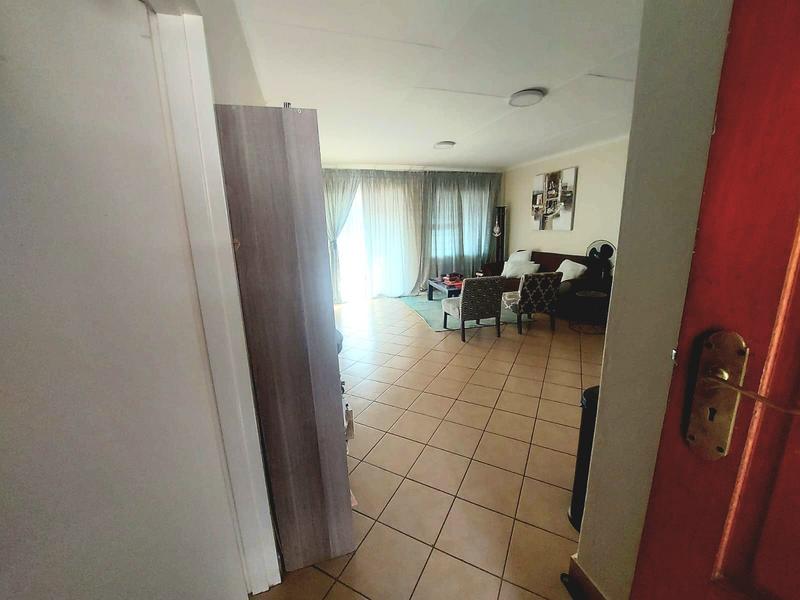 2 Bedroom Property for Sale in Annlin Gauteng