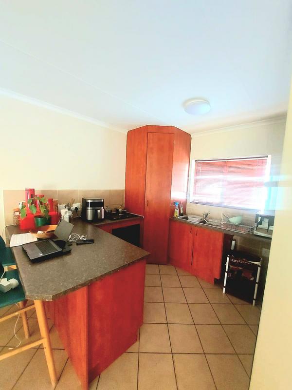 2 Bedroom Property for Sale in Annlin Gauteng