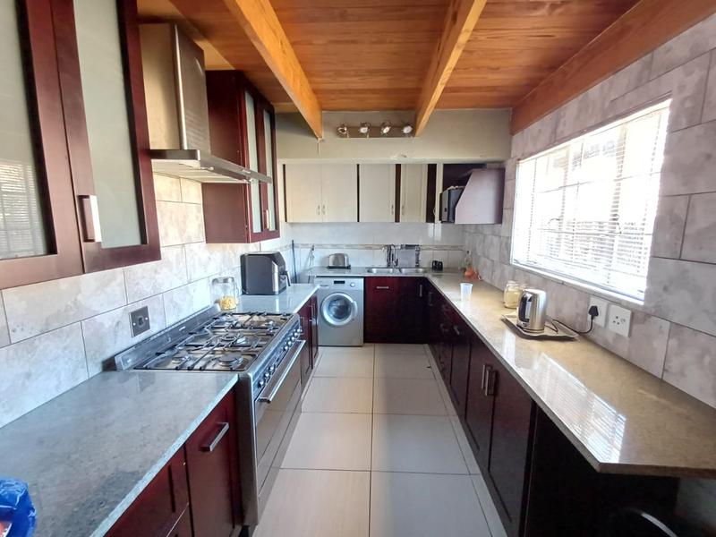 3 Bedroom Property for Sale in Annlin Gauteng