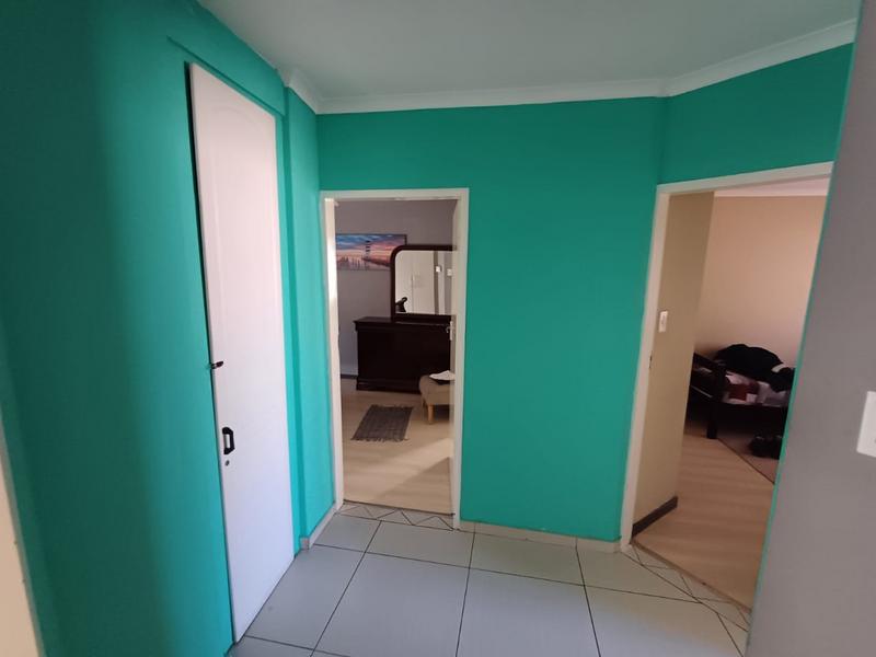 3 Bedroom Property for Sale in Annlin Gauteng