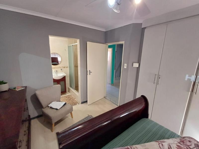 3 Bedroom Property for Sale in Annlin Gauteng