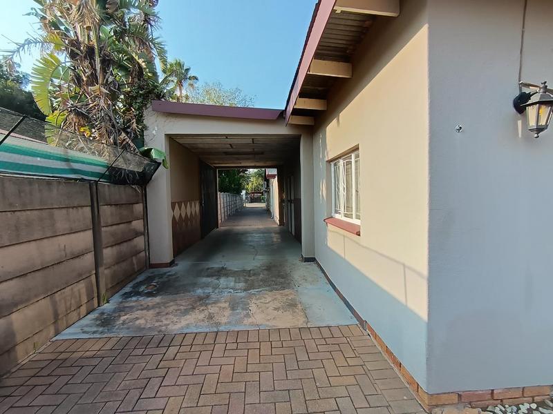 4 Bedroom Property for Sale in Booysens Gauteng