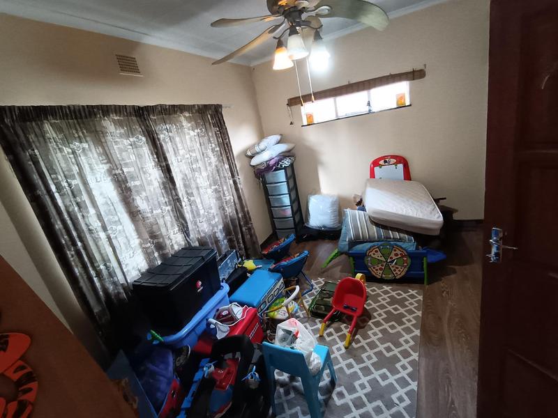 4 Bedroom Property for Sale in Booysens Gauteng
