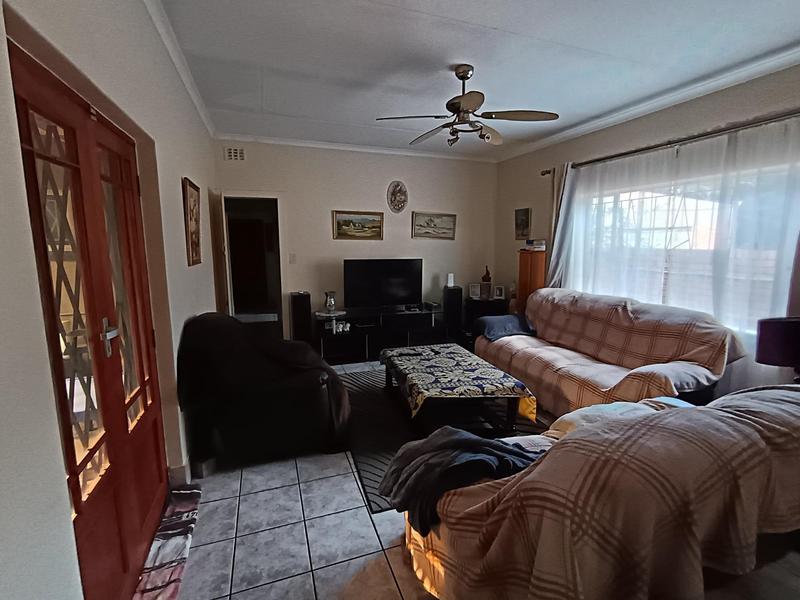 4 Bedroom Property for Sale in Booysens Gauteng