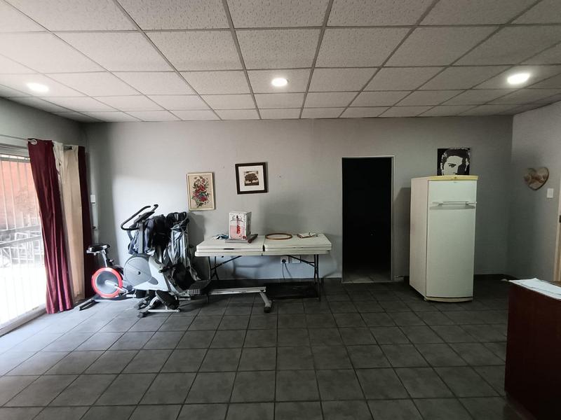 4 Bedroom Property for Sale in Booysens Gauteng
