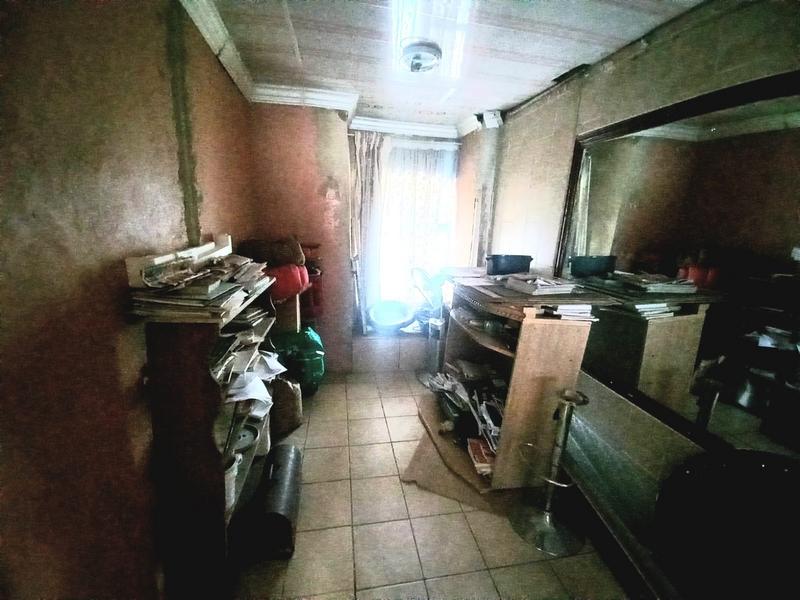 5 Bedroom Property for Sale in Booysens Gauteng