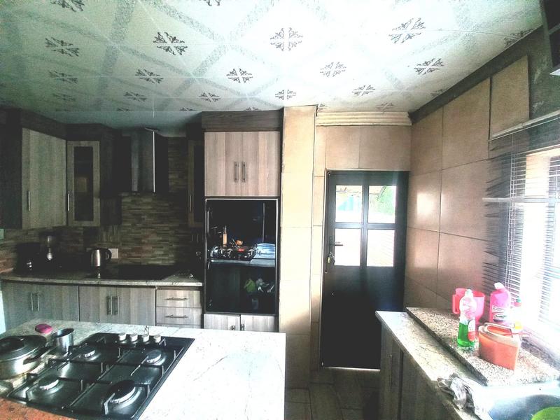 5 Bedroom Property for Sale in Booysens Gauteng