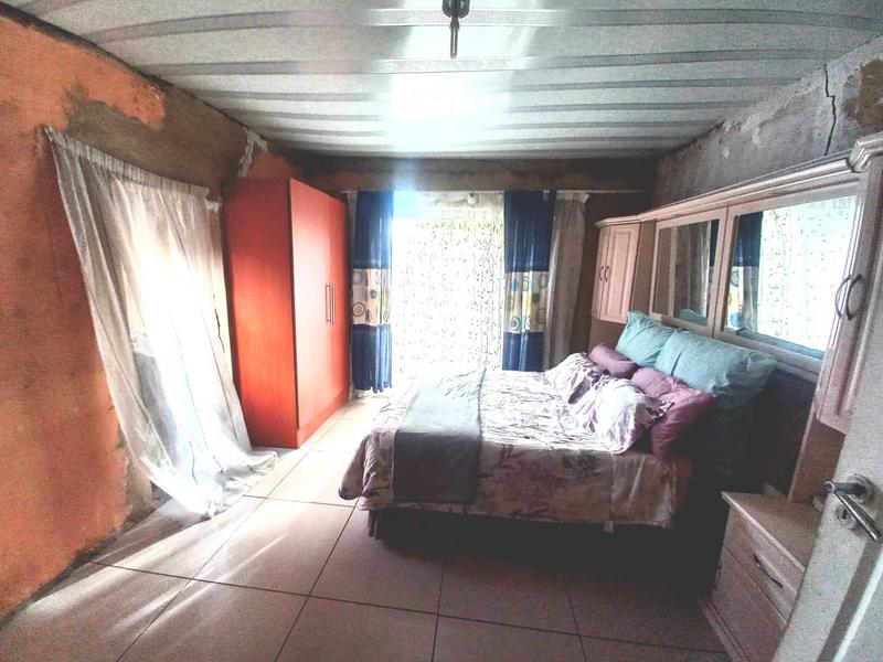 5 Bedroom Property for Sale in Booysens Gauteng