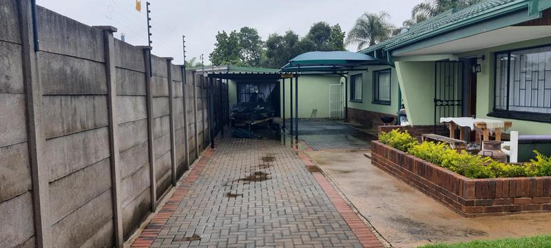 3 Bedroom Property for Sale in Booysens Gauteng
