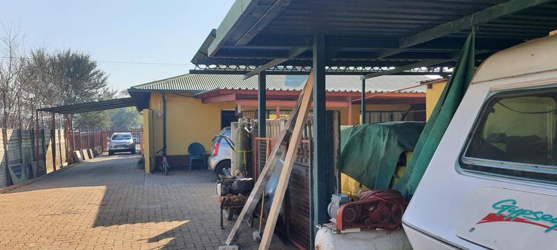 3 Bedroom Property for Sale in Booysens Gauteng