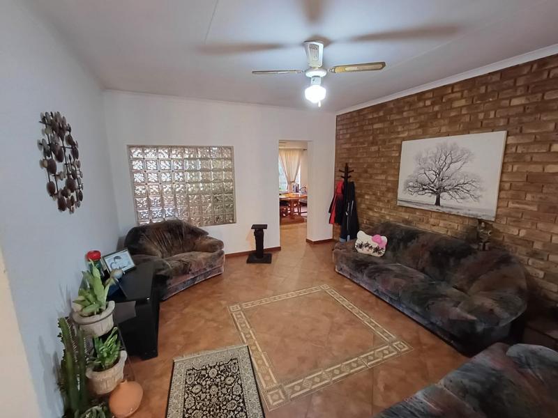 4 Bedroom Property for Sale in Doornpoort Gauteng