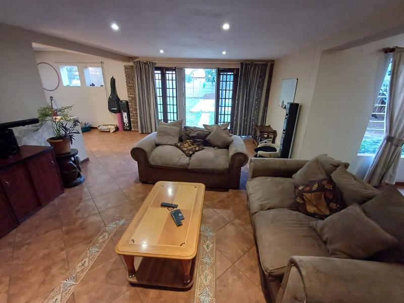 4 Bedroom Property for Sale in Doornpoort Gauteng