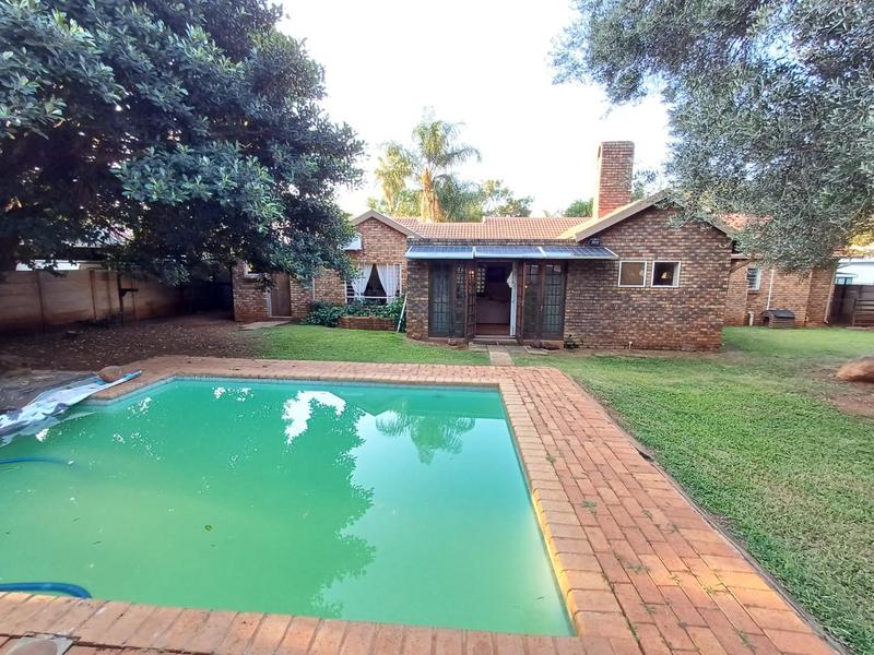 4 Bedroom Property for Sale in Doornpoort Gauteng