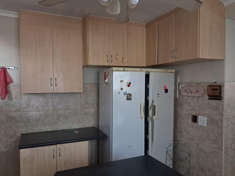 3 Bedroom Property for Sale in Dorandia Gauteng