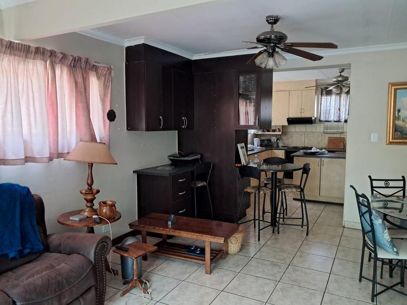 3 Bedroom Property for Sale in Dorandia Gauteng