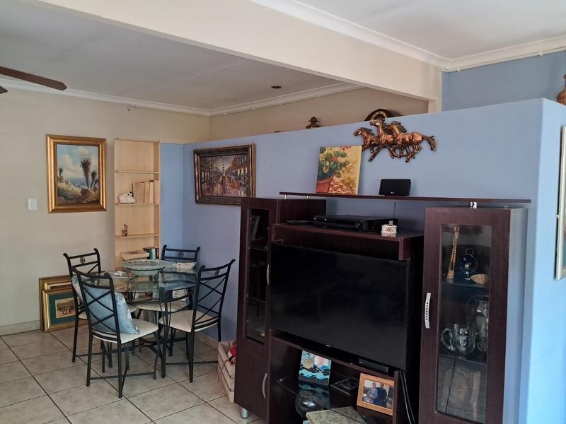 3 Bedroom Property for Sale in Dorandia Gauteng