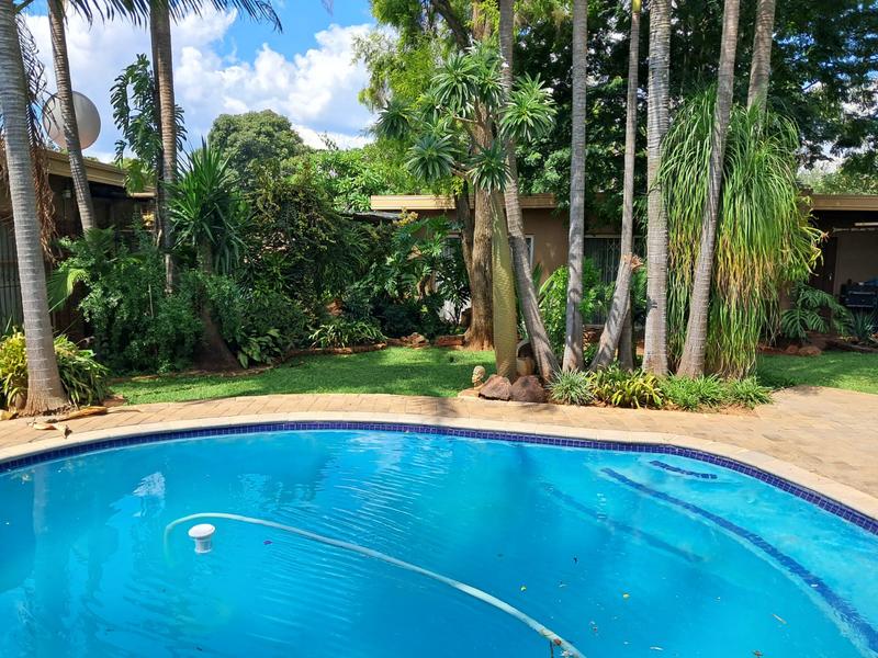 3 Bedroom Property for Sale in Dorandia Gauteng