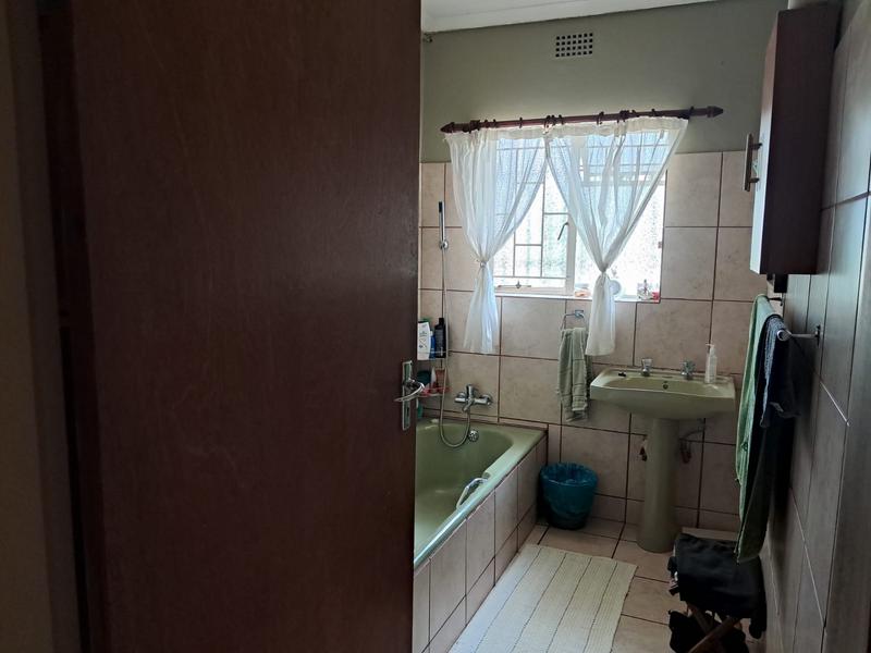 3 Bedroom Property for Sale in Dorandia Gauteng