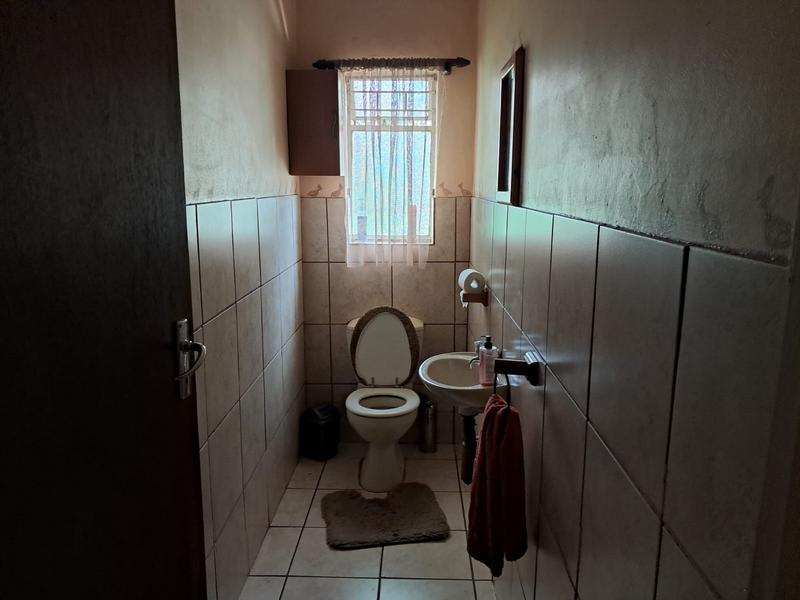 3 Bedroom Property for Sale in Dorandia Gauteng