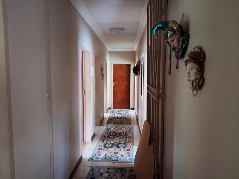 3 Bedroom Property for Sale in Dorandia Gauteng
