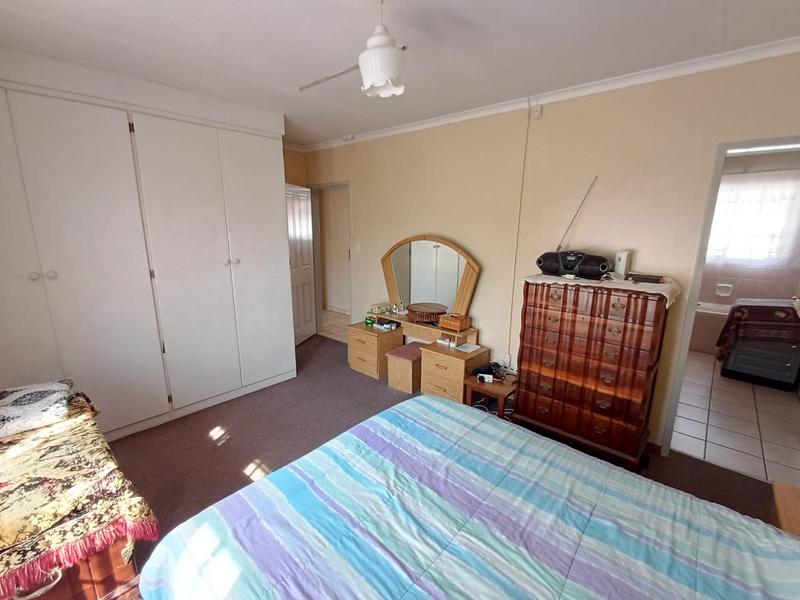 3 Bedroom Property for Sale in Dorandia Gauteng