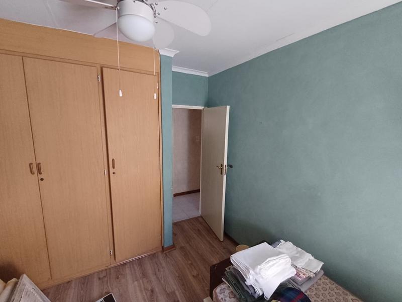 6 Bedroom Property for Sale in Florauna Gauteng