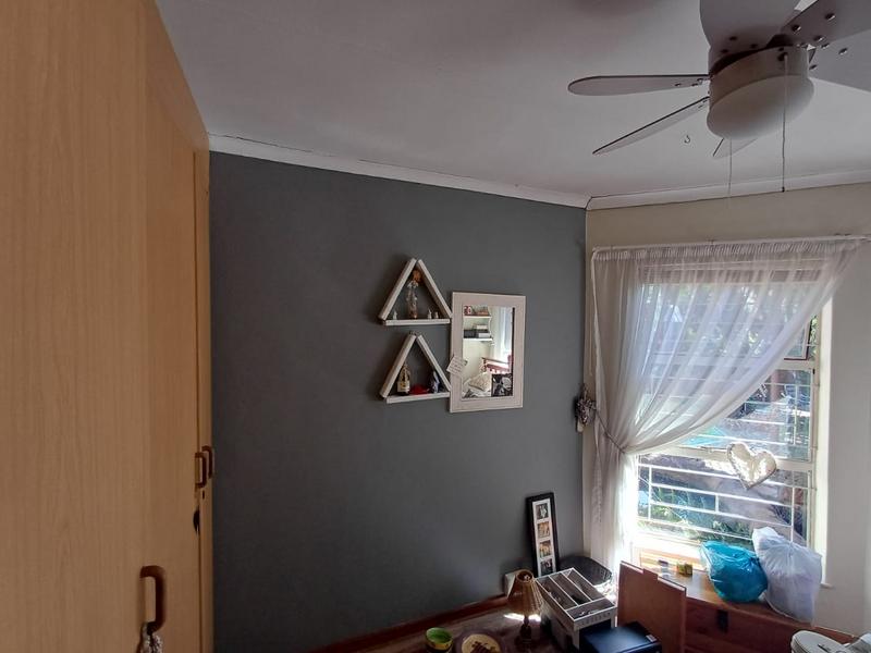 6 Bedroom Property for Sale in Florauna Gauteng