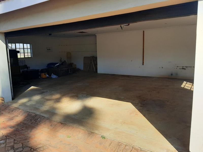 3 Bedroom Property for Sale in Hornsoord A H Gauteng