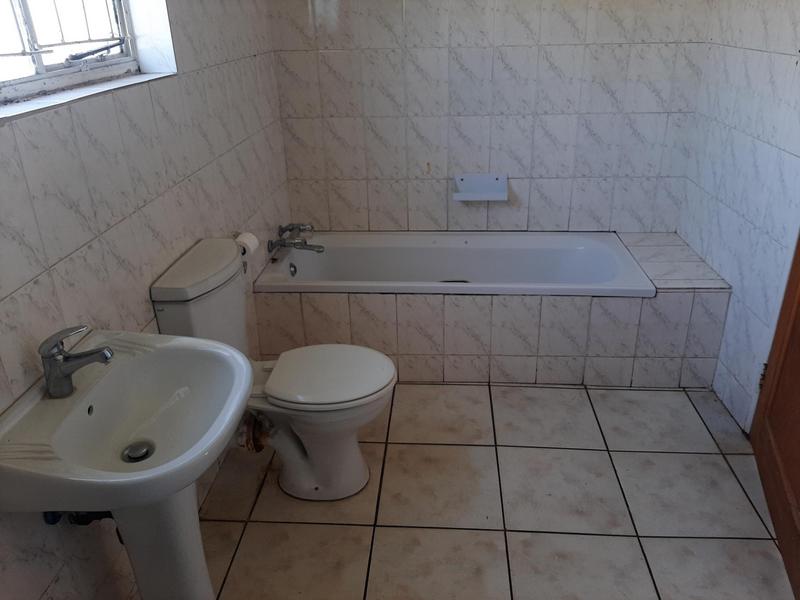 3 Bedroom Property for Sale in Hornsoord A H Gauteng