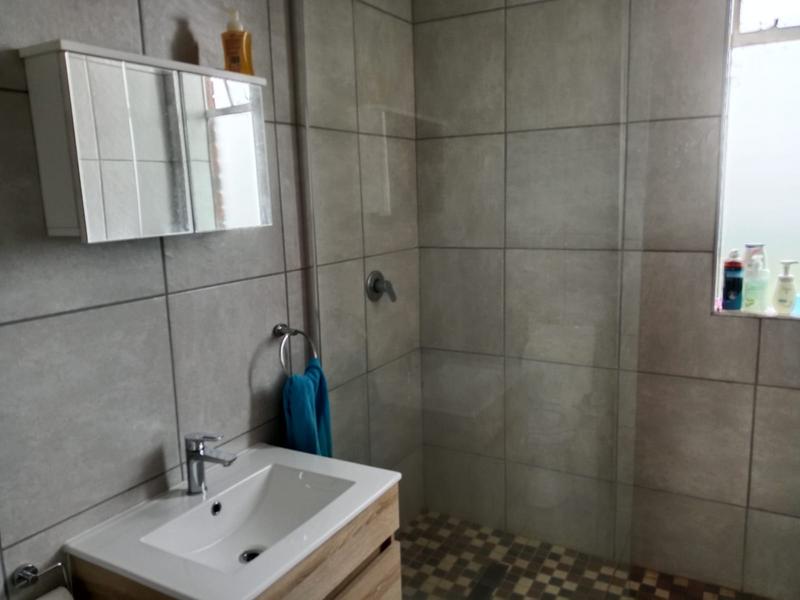 2 Bedroom Property for Sale in La Montagne Gauteng