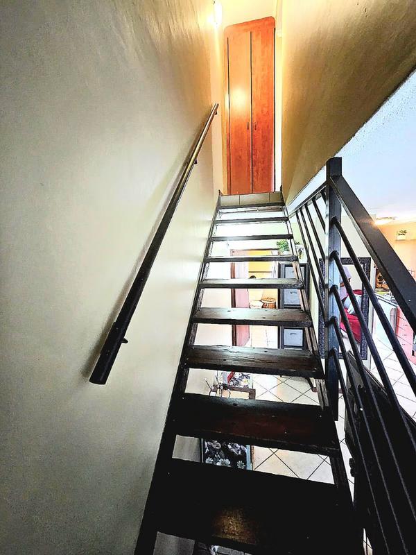 2 Bedroom Property for Sale in Montana Tuine Gauteng