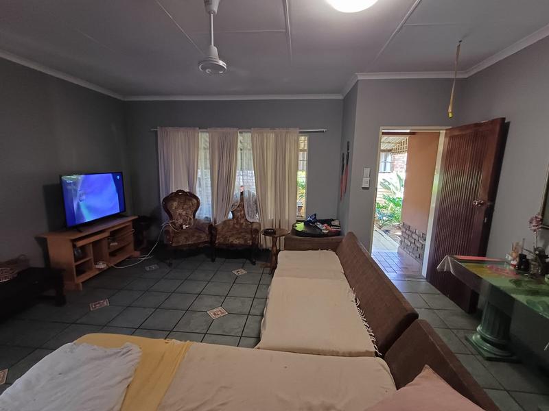 3 Bedroom Property for Sale in Mountain View Gauteng