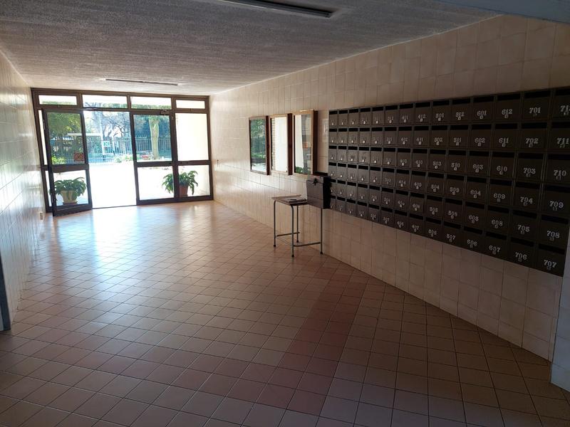 2 Bedroom Property for Sale in Queenswood Gauteng
