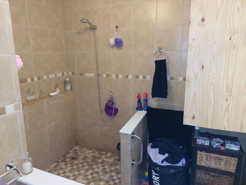 2 Bedroom Property for Sale in Queenswood Gauteng