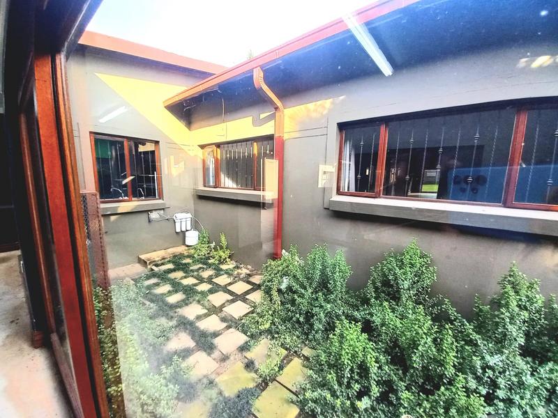 4 Bedroom Property for Sale in Rietfontein Gauteng
