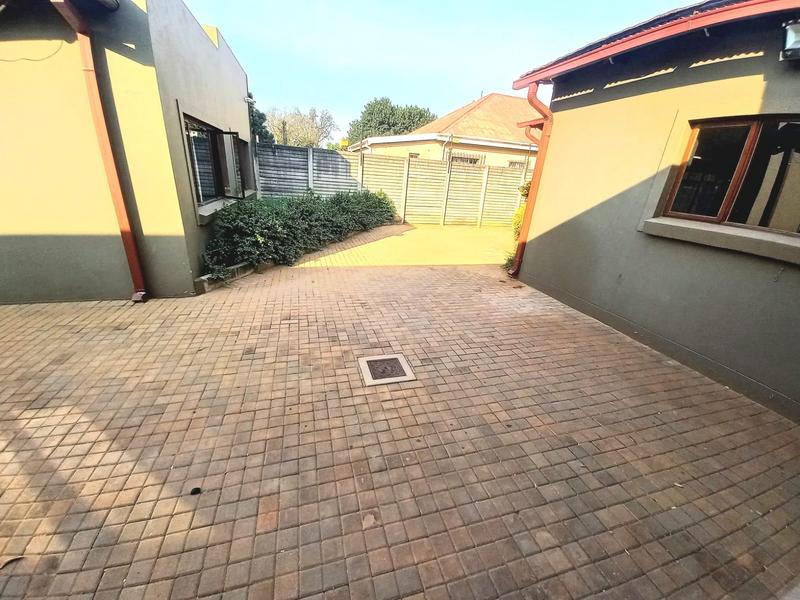 4 Bedroom Property for Sale in Rietfontein Gauteng