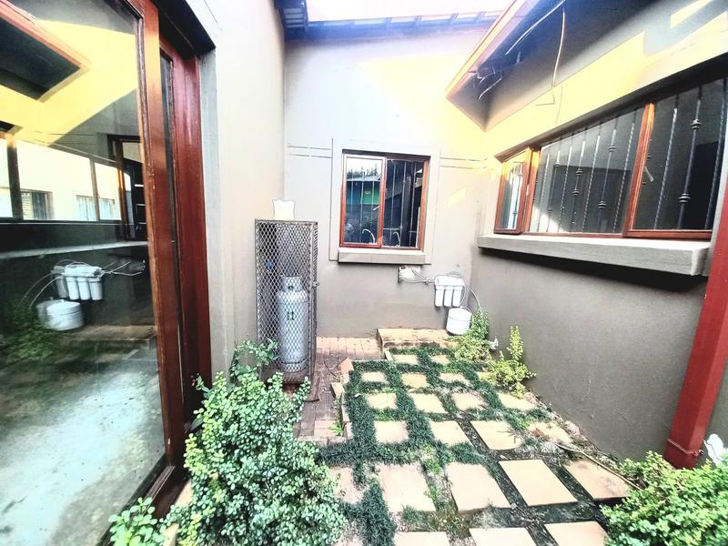 4 Bedroom Property for Sale in Rietfontein Gauteng