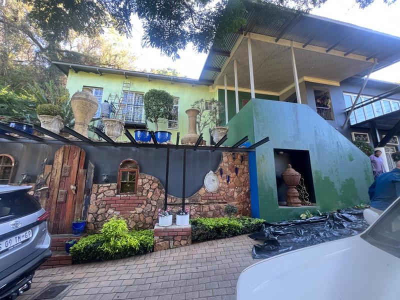 5 Bedroom Property for Sale in Rietondale Gauteng