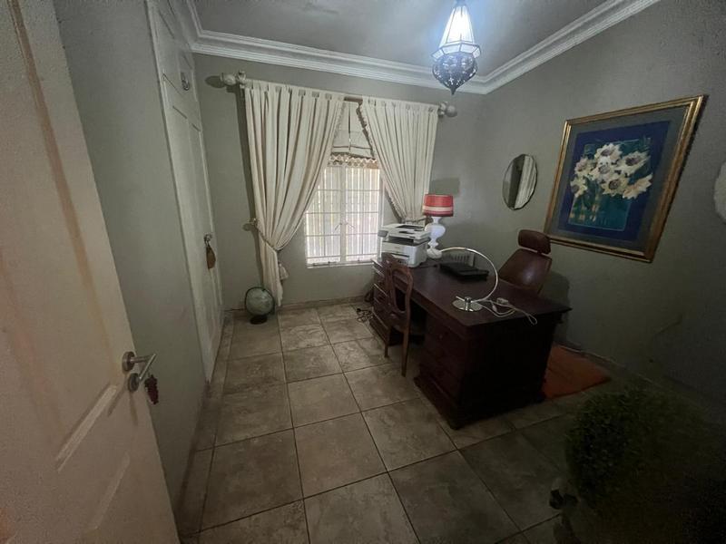 5 Bedroom Property for Sale in Rietondale Gauteng