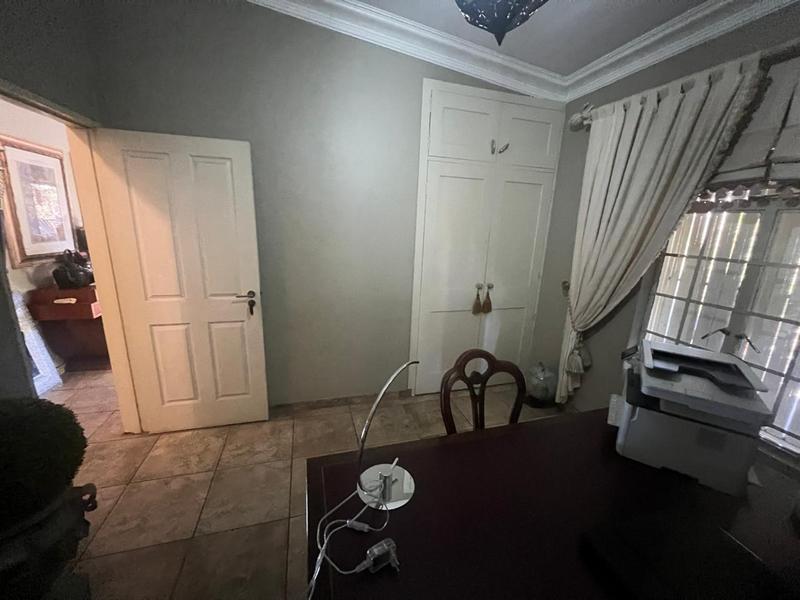 5 Bedroom Property for Sale in Rietondale Gauteng