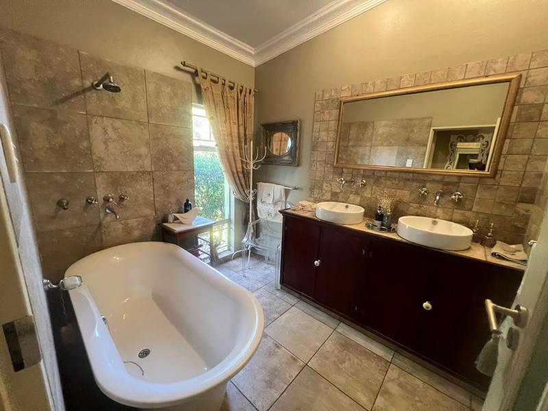 5 Bedroom Property for Sale in Rietondale Gauteng