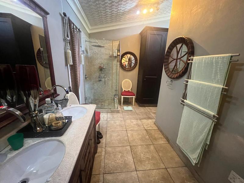 5 Bedroom Property for Sale in Rietondale Gauteng