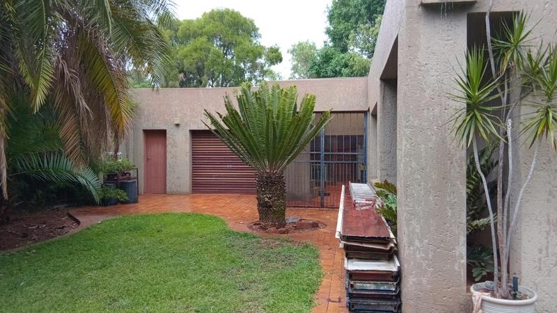 3 Bedroom Property for Sale in Sinoville Gauteng