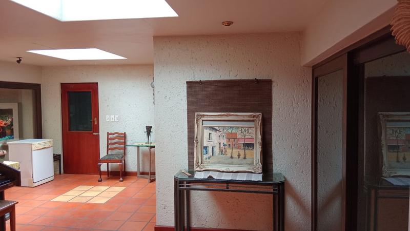 3 Bedroom Property for Sale in Sinoville Gauteng