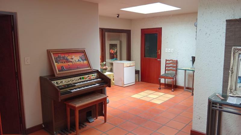 3 Bedroom Property for Sale in Sinoville Gauteng